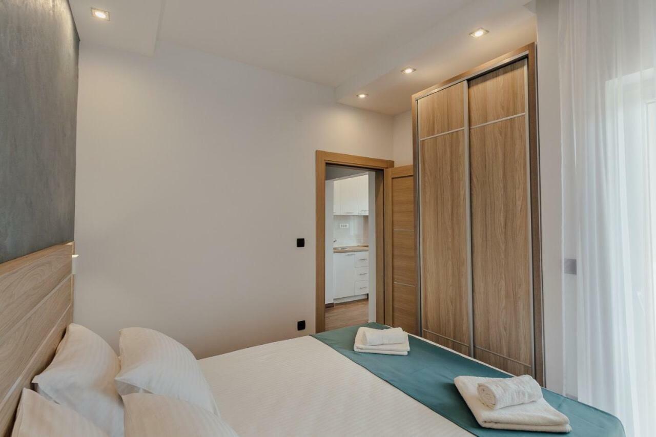 Apartmani Beko Херцег Нови Екстериор снимка