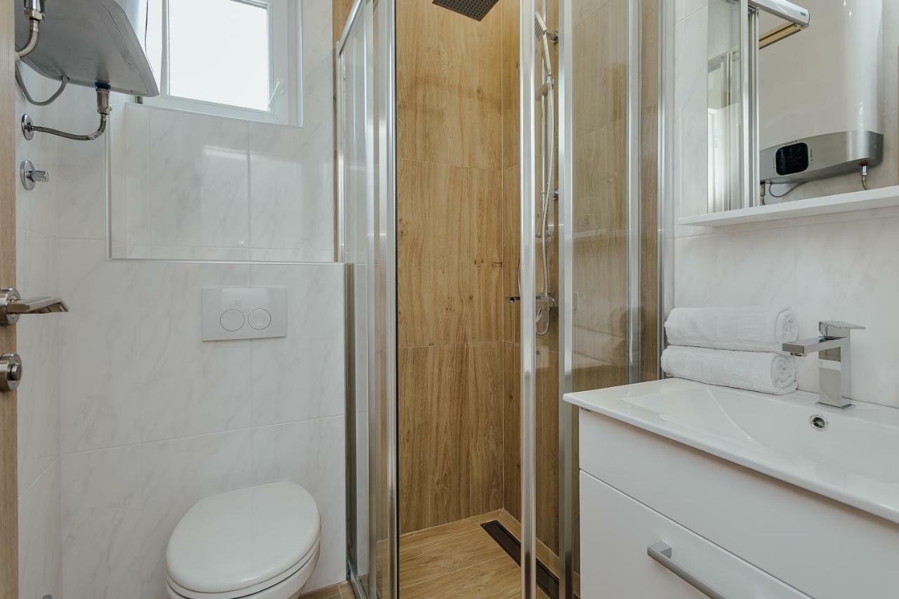 Apartmani Beko Херцег Нови Екстериор снимка